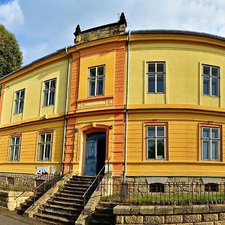 Hotel Stara Skola Mezna Экстерьер фото