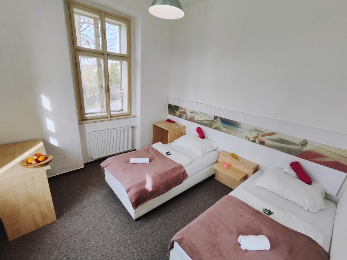 Hotel Stara Skola Mezna Экстерьер фото