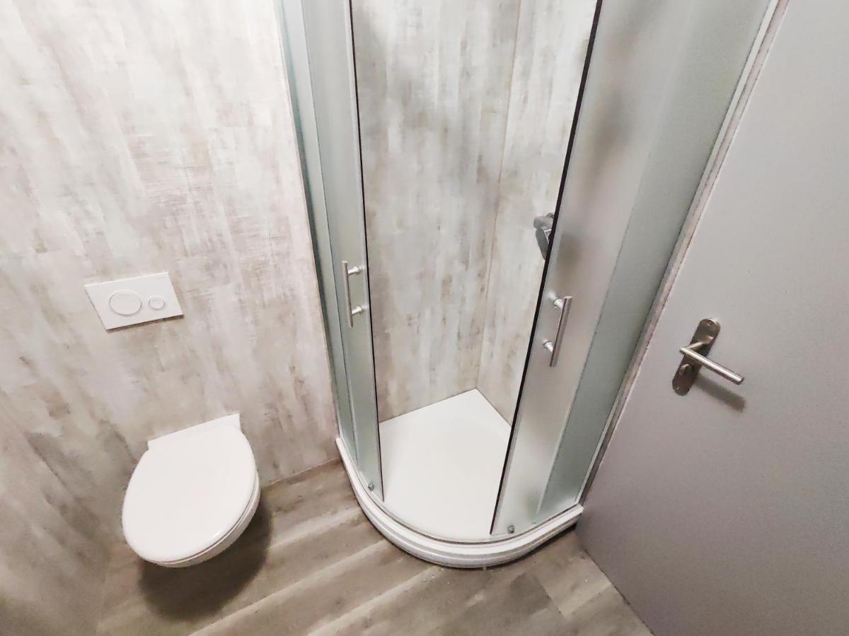 Hotel Stara Skola Mezna Экстерьер фото