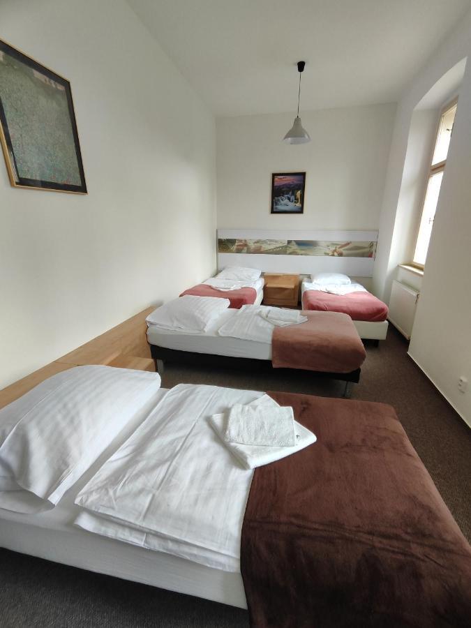 Hotel Stara Skola Mezna Экстерьер фото