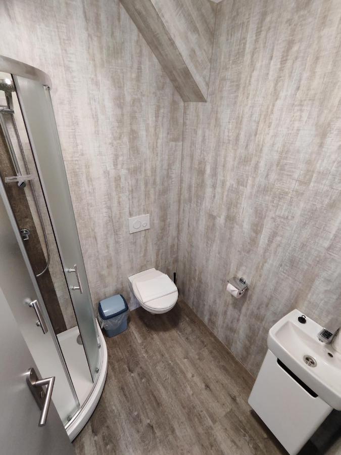 Hotel Stara Skola Mezna Экстерьер фото