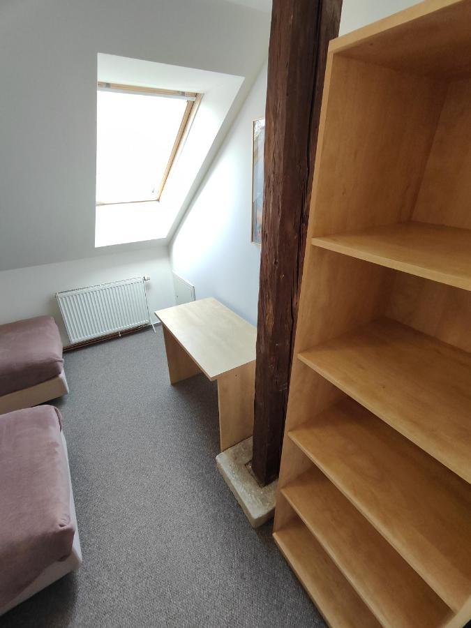 Hotel Stara Skola Mezna Экстерьер фото