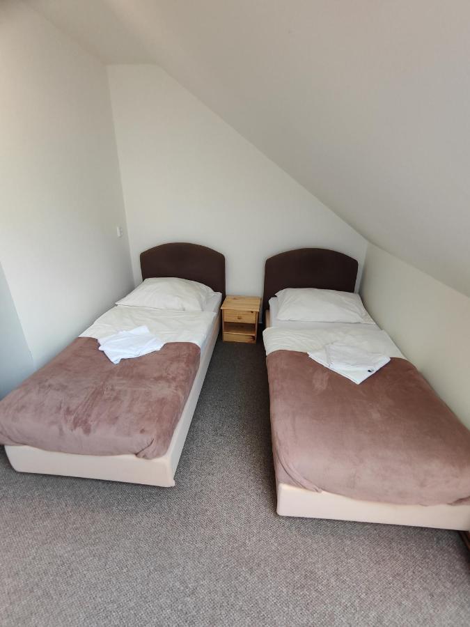 Hotel Stara Skola Mezna Экстерьер фото